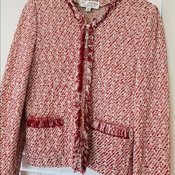 St. John Jacket by Marie Gray - Picture 3 of 8